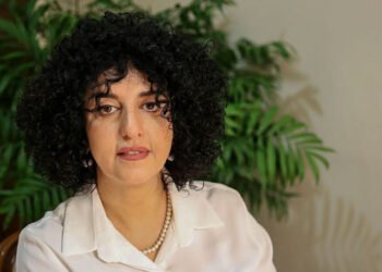 Lovitură dură pentru drepturile omului în Iran: laureata Nobel Narges Mohammadi, condamnată la 7,5 ani de închisoare