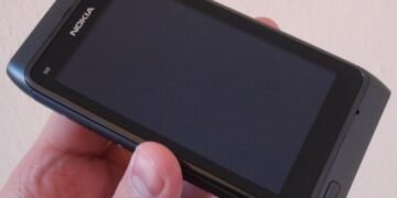 Legenda revine! Nokia N8 „renaște” în 2026 datorită pasionaților de tehnologie și unui firmware personalizat