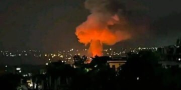 Pakistanul a lansat lovituri aeriene asupra Kabulului. Oficialii vorbesc despre un „război deschis” cu talibanii