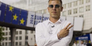 Acuzații explozive în Ungaria: Principalul rival al lui Viktor Orbán susține că este amenințat cu publicarea unor înregistrări intime