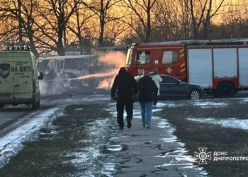 15 mineri uciși într-un atac cu dronă rusească asupra unui autobuz