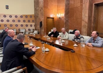 Mii de contracte de muncă expiră la 31 martie. Liderii minerilor, primiți de Bolojan!