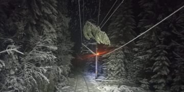 Sabotaj nocturn pe liniile CFR: cabluri tăiate, sisteme de siguranță distruse, trenuri blocate în mai multe zone din țară