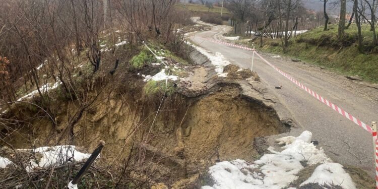 Comunități izolate, drumuri închise și eforturi continue pentru siguranță