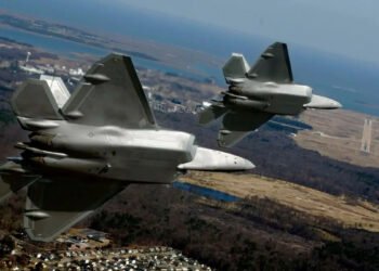 SUA trimit avioane F-22 din Marea Britanie în Israel, pe fondul tensiunilor crescute din Orientul Mijlociu