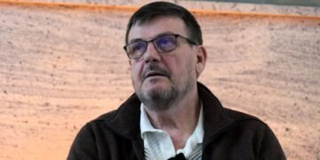 Unde s-a angajat Marin Condescu