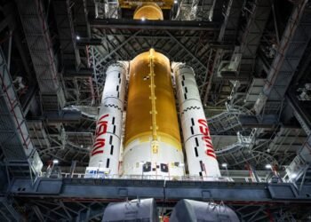 NASA amână zborul către lună