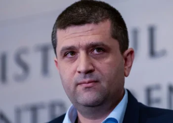 Miruță și-l asumă pe Caragea, useriștii sunt stupefiați