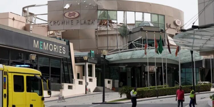 Atac cu dronă asupra hotelului Crowne Plaza din Bahrain