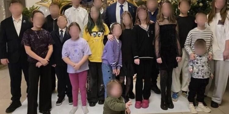 Un oficial rus cu 33 de copii a fost declarat „Tată-Erou”