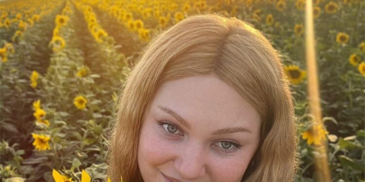 Anița, fata pentru care o țară întreagă a învățat să spere, s-a dus la Domnul