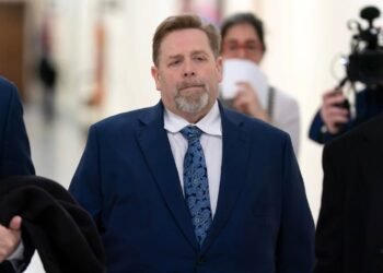 Nu știe de ce a primit 50 de milioane de dolari de la Jeffrey Epstein