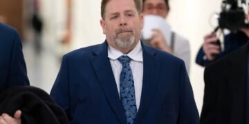 Nu știe de ce a primit 50 de milioane de dolari de la Jeffrey Epstein