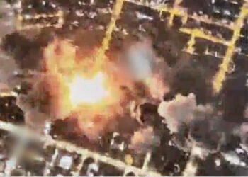 Momentul în care buncărul lui Khamenei a fost bombardat de 50 de avioane de vânătoare