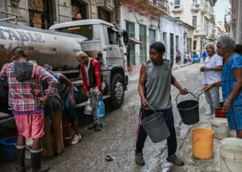 Criză dramatică în Cuba: oameni fără apă, curent și speranță în plină criză energetică
