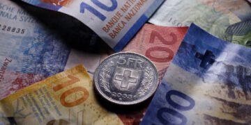 Elvețienii spun „da” numerarului: dreptul de a plăti cash va fi protejat în Constituție