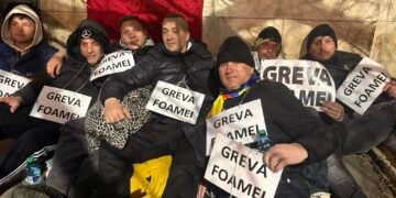 Mii de copii de mineri își vor vedea tații plecând la muncă în străinătate