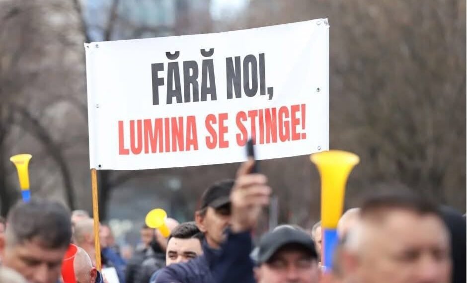 Joburi pe mii de euro din străinătate pentru meseriașii care pleacă din Complexul Energetic Oltenia