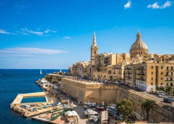 Primesc 25.000 de euro dacă renunță cinci ani la permisul auto