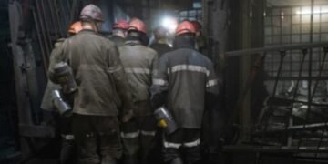 Șase bărbați s-au deghizat în mineri ca să fure, provocând pagube și oprirea producției