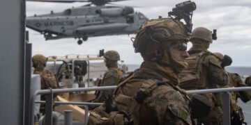 Nava de asalt amfibie USS Tripoli a ajuns în Orientul Mijlociu