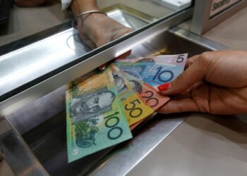 Australia aruncă „colacul de salvare”: miliarde fără dobândă pentru companii, în plin haos global!