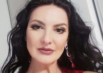 O frumoasă grefieră a murit la 53 de ani