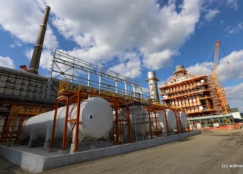 O mie de oameni muncesc pe șantierul de la Mintia. Termocentrala, gata în trei ani!