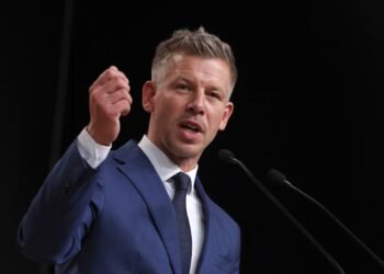 Cine îl protejează pe noul lider al Ungariei