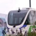 Autobuz fără șofer, avariat în ziua testării cu pasageri la bord