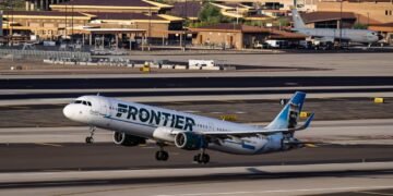 Pieton lovit de… avion