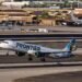 Pieton lovit de… avion