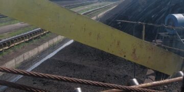 REVOLTĂ la Complexul Energetic Oltenia după noul val de concedieri – „Ne-au folosit și ne-au aruncat”