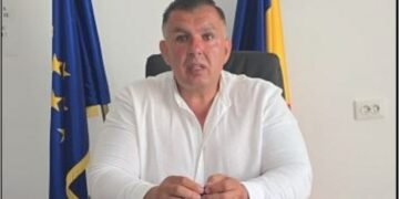 Primarul din Gorj pentru care localnicii sunt niște gură-cască