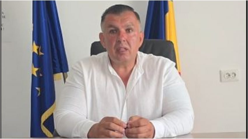 Primarul din Gorj pentru care localnicii sunt niște gură-cască