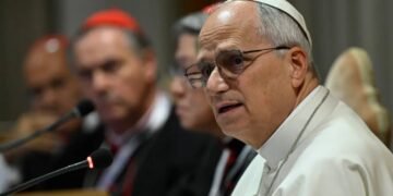 Papa Leon îi răspunde inteligent președintelui Trump