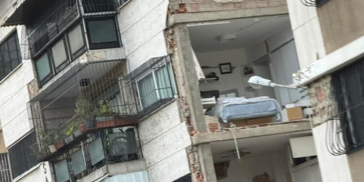 Două cutremure de magnitudine peste 7, în mai puţin de un minut