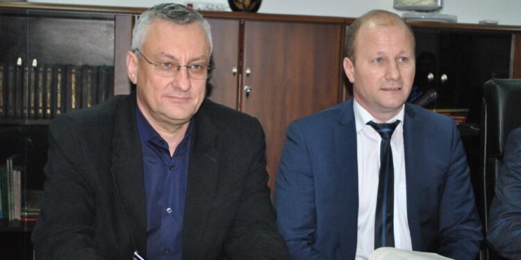 Petroniu renunță la bani sau la funcție?