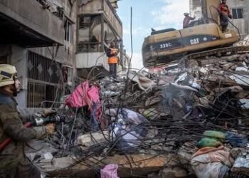 Sudul Beirutului, bombardat de Israel