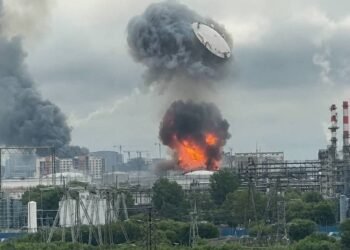 Rafinărie de petrol din Moscova, lovită de drone
