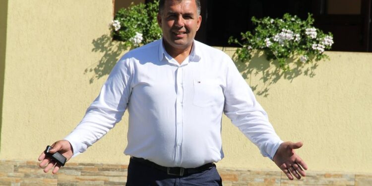 Primarul din Drăguțești, în cătușe