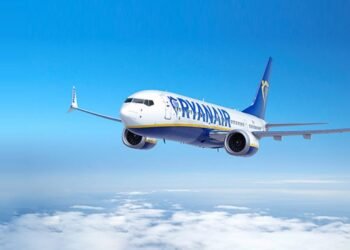 Ryanair, investigată după ce a impus o nouă taxă