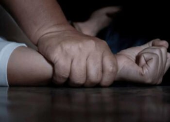 Minoră virgină, abuzată în noaptea de Înviere