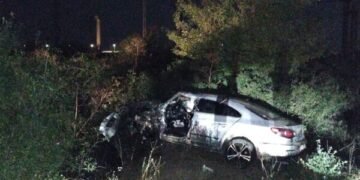 Băiat de 17 ani, decedat la volan. Fratele mai mic, în mașină!
