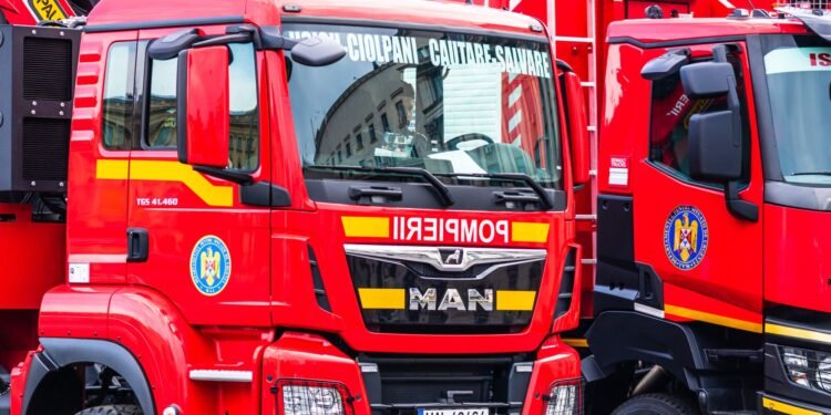 Incendiu într-un apartament cu patru butelii