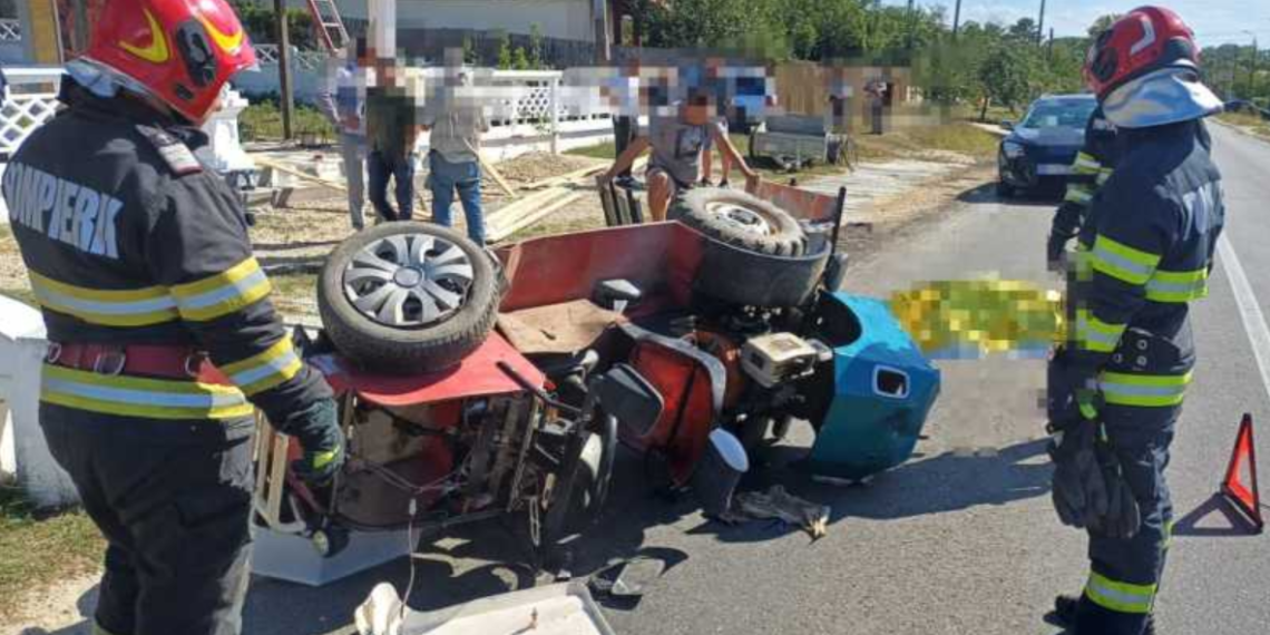 Motocultor lovit de mașină, o persoană a murit