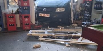 A evadat din arest și a făcut accident în Gorj