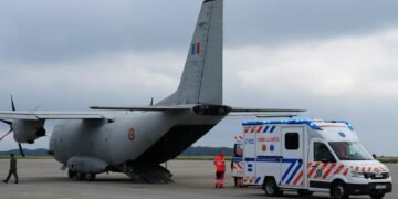 Un român a fost transferat în Belgia cu avionul militar. Minerul de la CEO încă așteaptă la Craiova