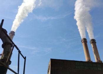 Salariații de la Termocentrala Rovinari, suprasolicitați. Oamenii ajung să lucreze și două ture într-o singură zi
