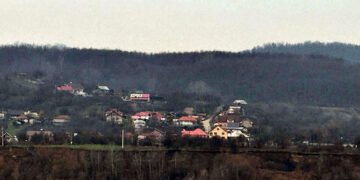 Sat în pericol după închiderea unei cariere miniere. O haldă riscă să o ia la vale spre casele oamenilor: „O să fie ca la Seciuri”